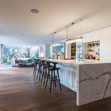 Artistic, Light And Spacious 3-bedrooms * Amsterdam